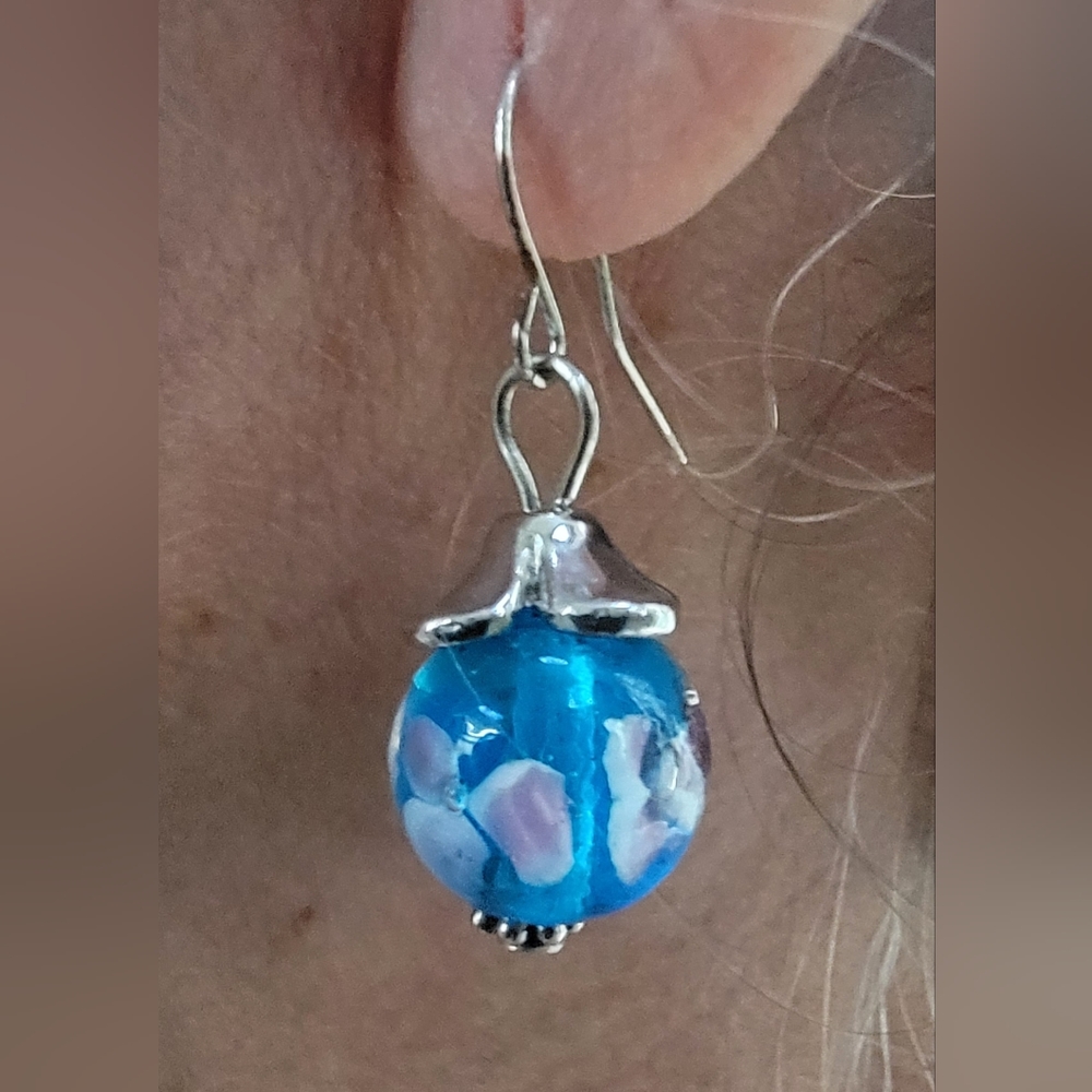 Earring - Picture 2 of 3